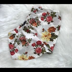 Floral short